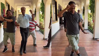 Uncles Dance To Gulabi Sadi; Internet Can’t Get Enough Of Their Feminine Moves And Expressions | Viral Video